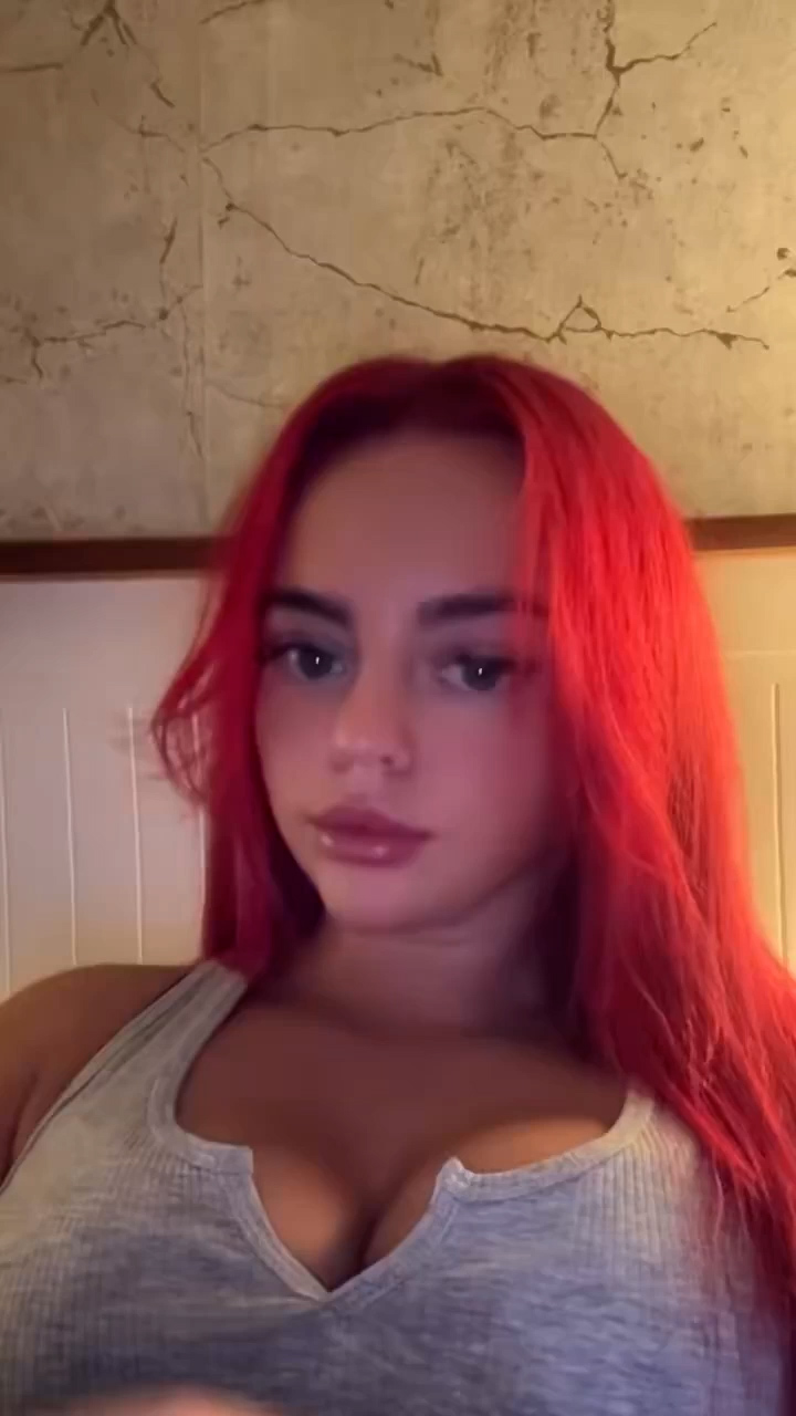 Nicolephathole / Nicole Cummins Onlyfans video so hot